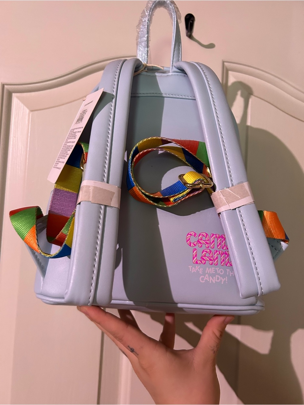 Candyland loungefly backpack - Picture 3 of 4